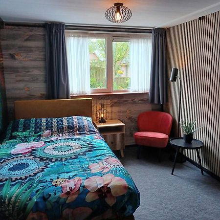 Hotel Dichtbijzee Oosterend  Екстериор снимка