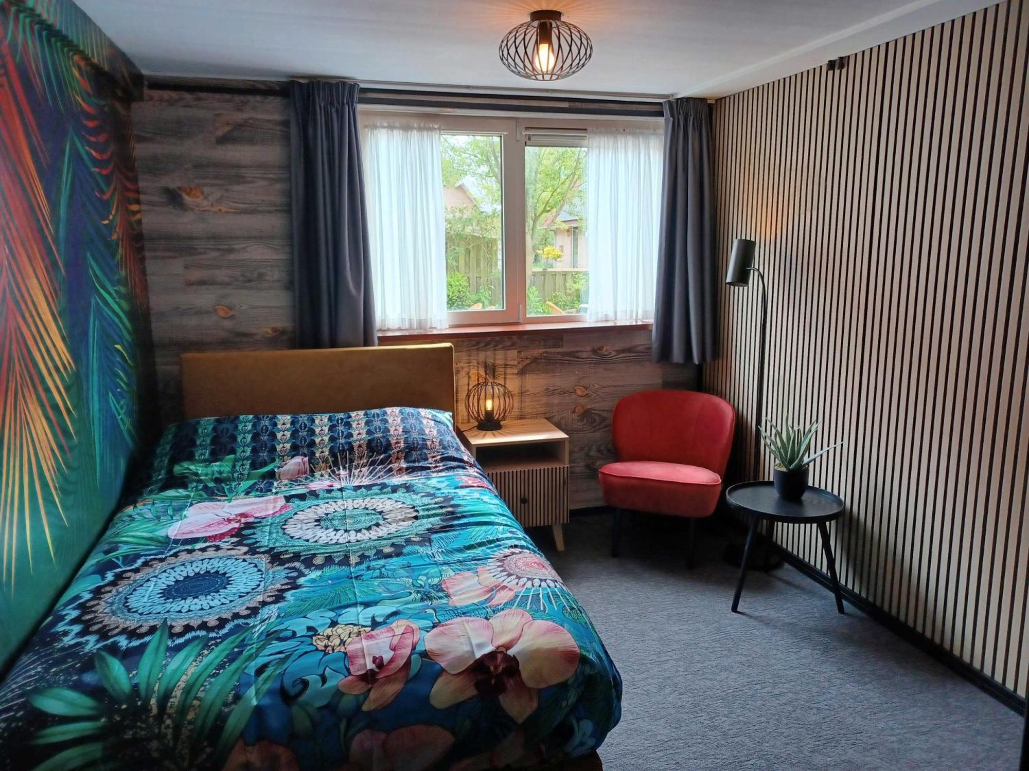 Hotel Dichtbijzee Oosterend  Екстериор снимка