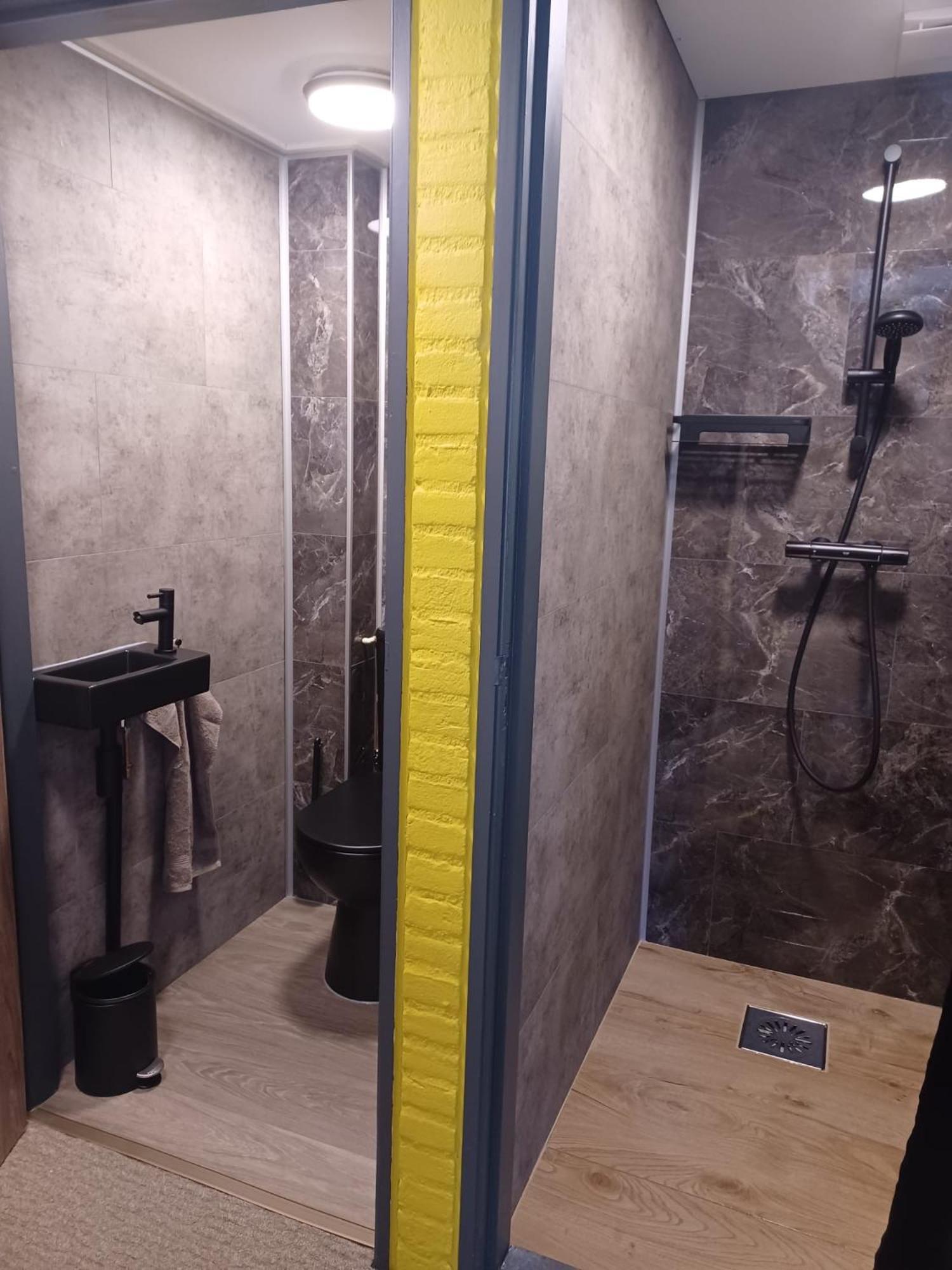 Hotel Dichtbijzee Oosterend  Екстериор снимка