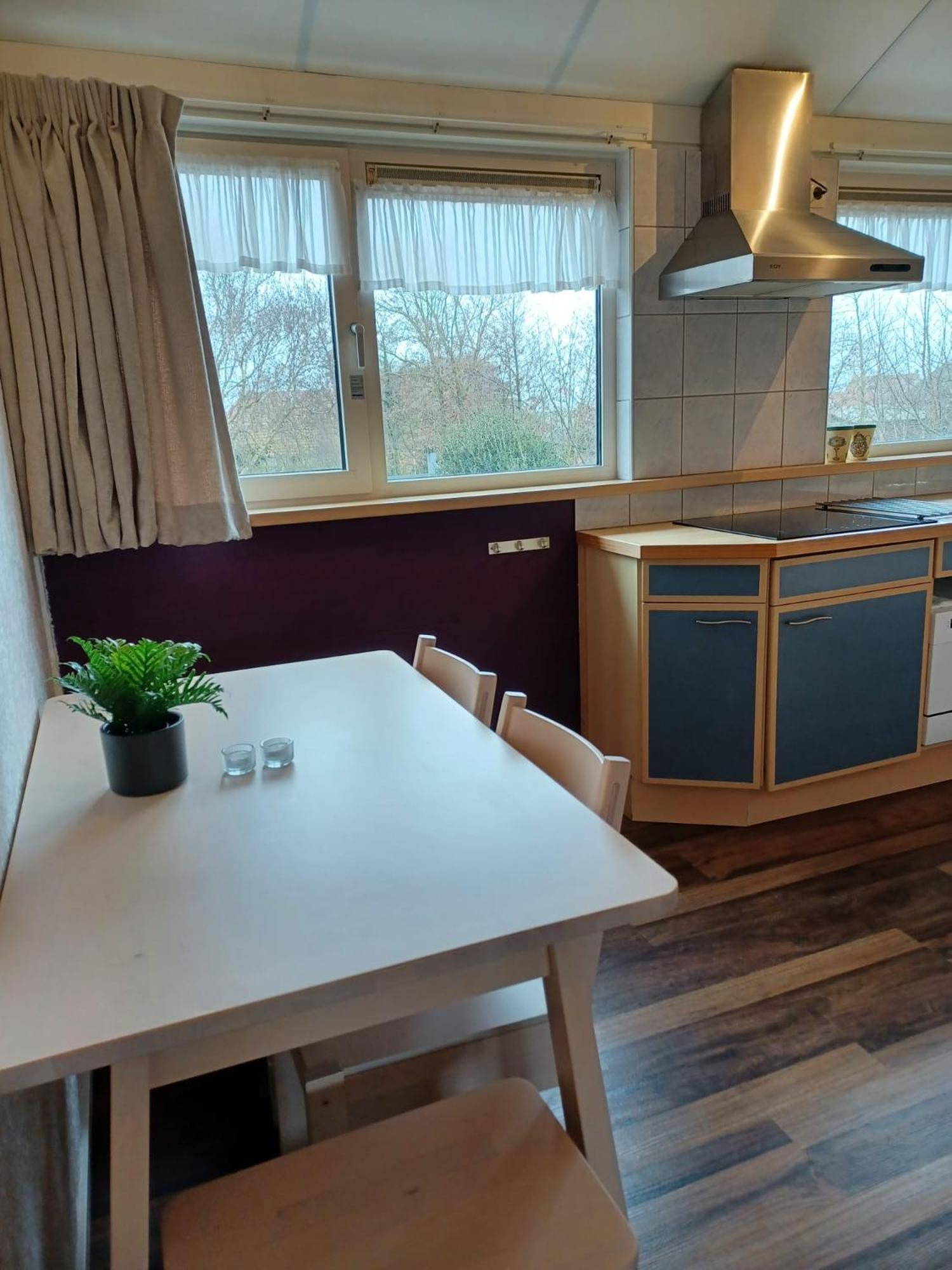 Hotel Dichtbijzee Oosterend  Екстериор снимка